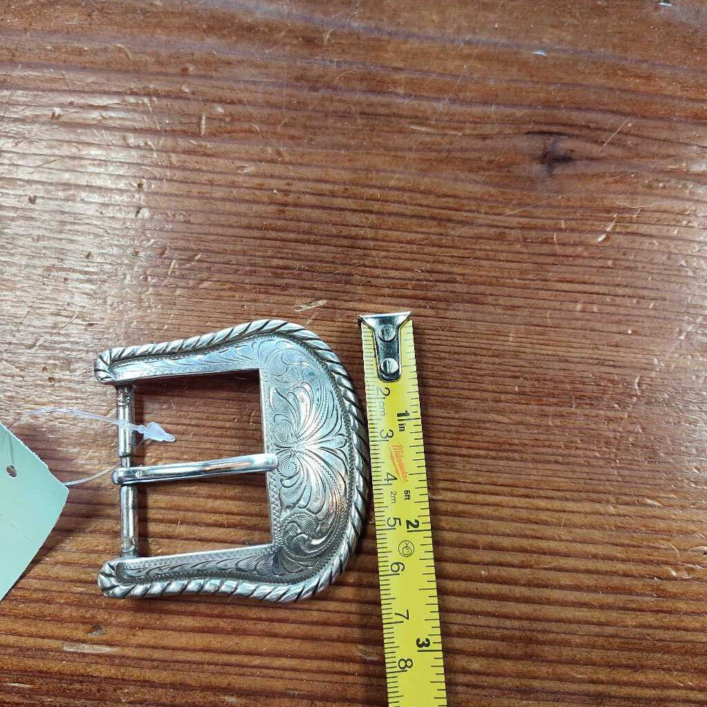 belt buckle