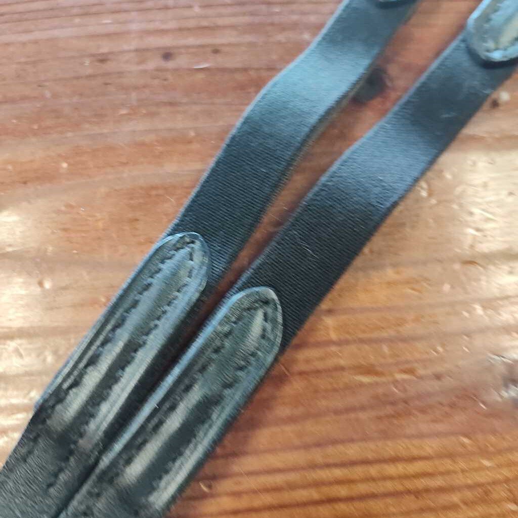 Running attachment elastic