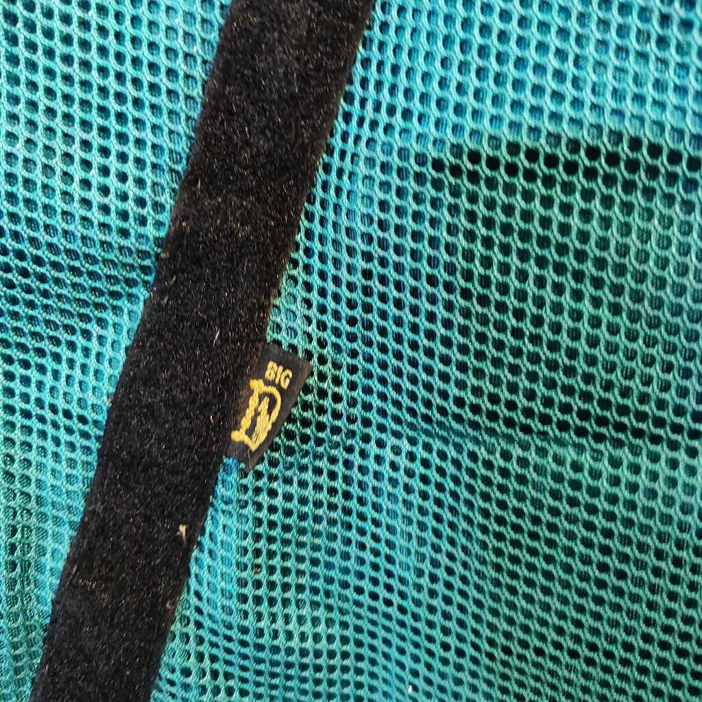 Thin neck/ mane protector