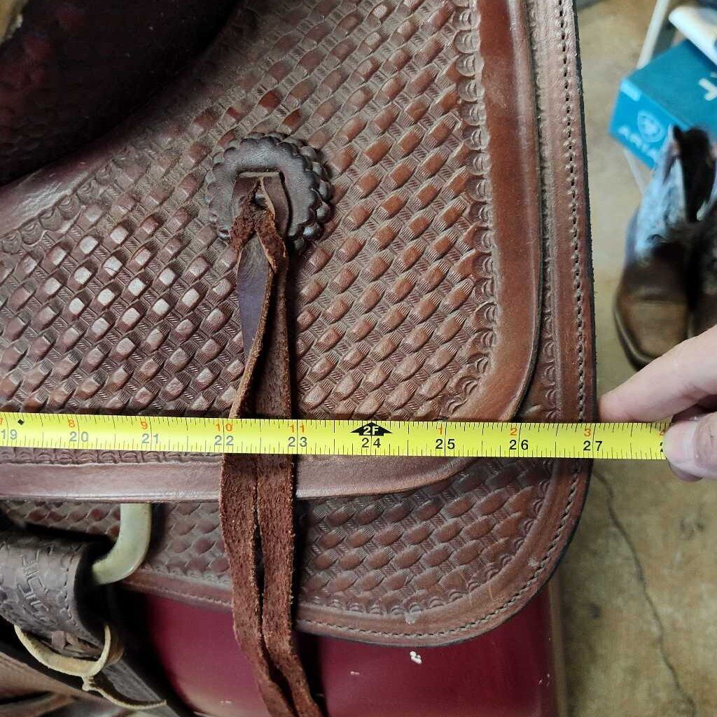 Ranch saddle