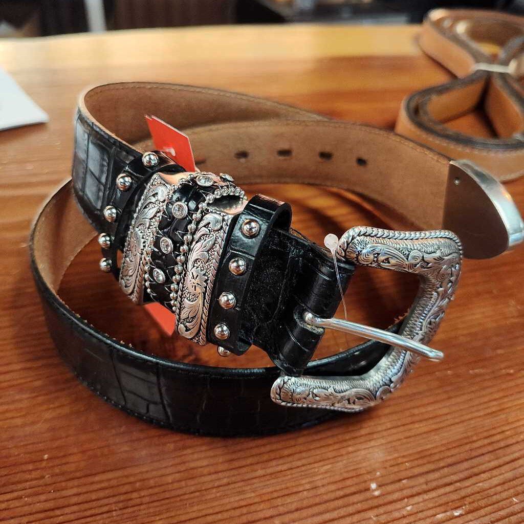 wide belt