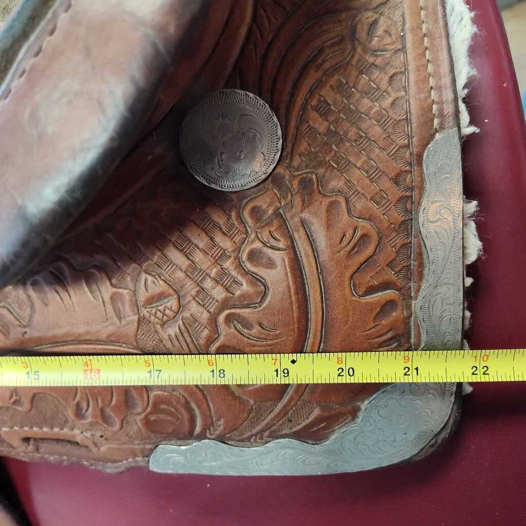 Youth saddle
