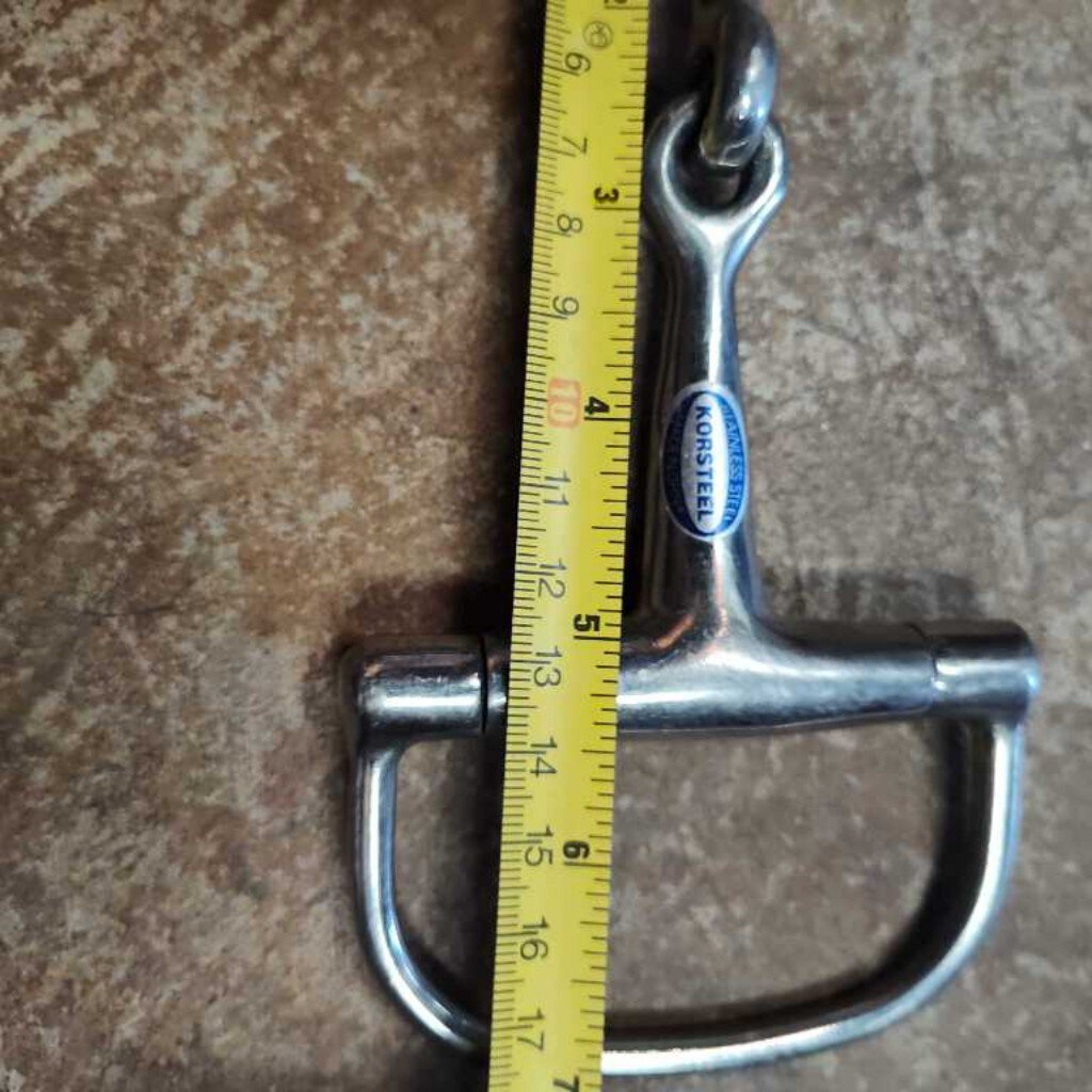 D ring- snaffle