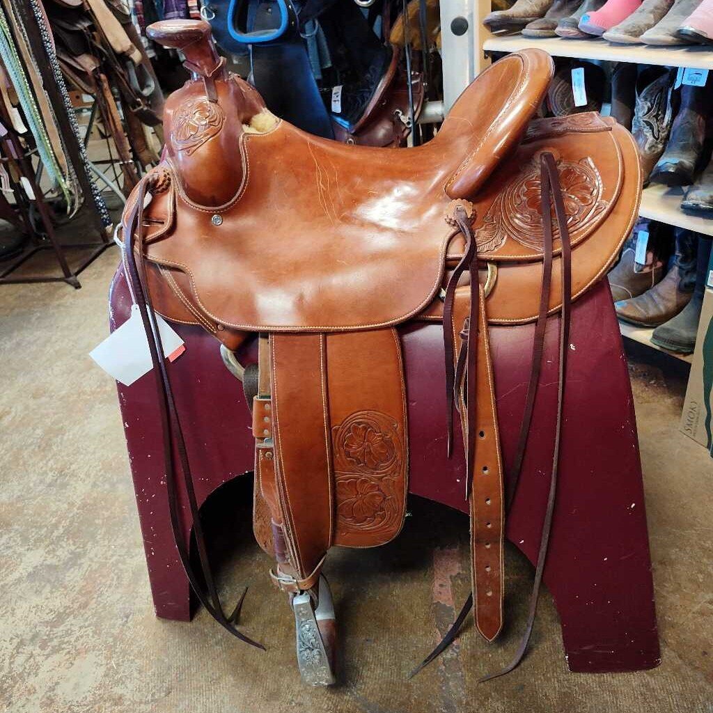 Ranch saddle