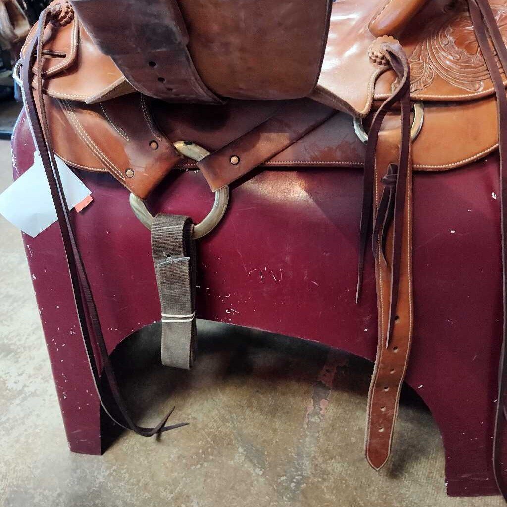 Ranch saddle