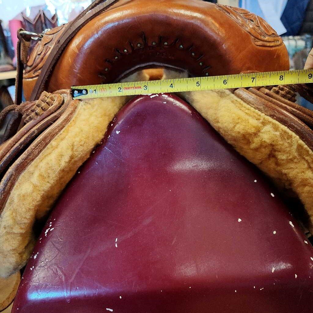 Ranch saddle