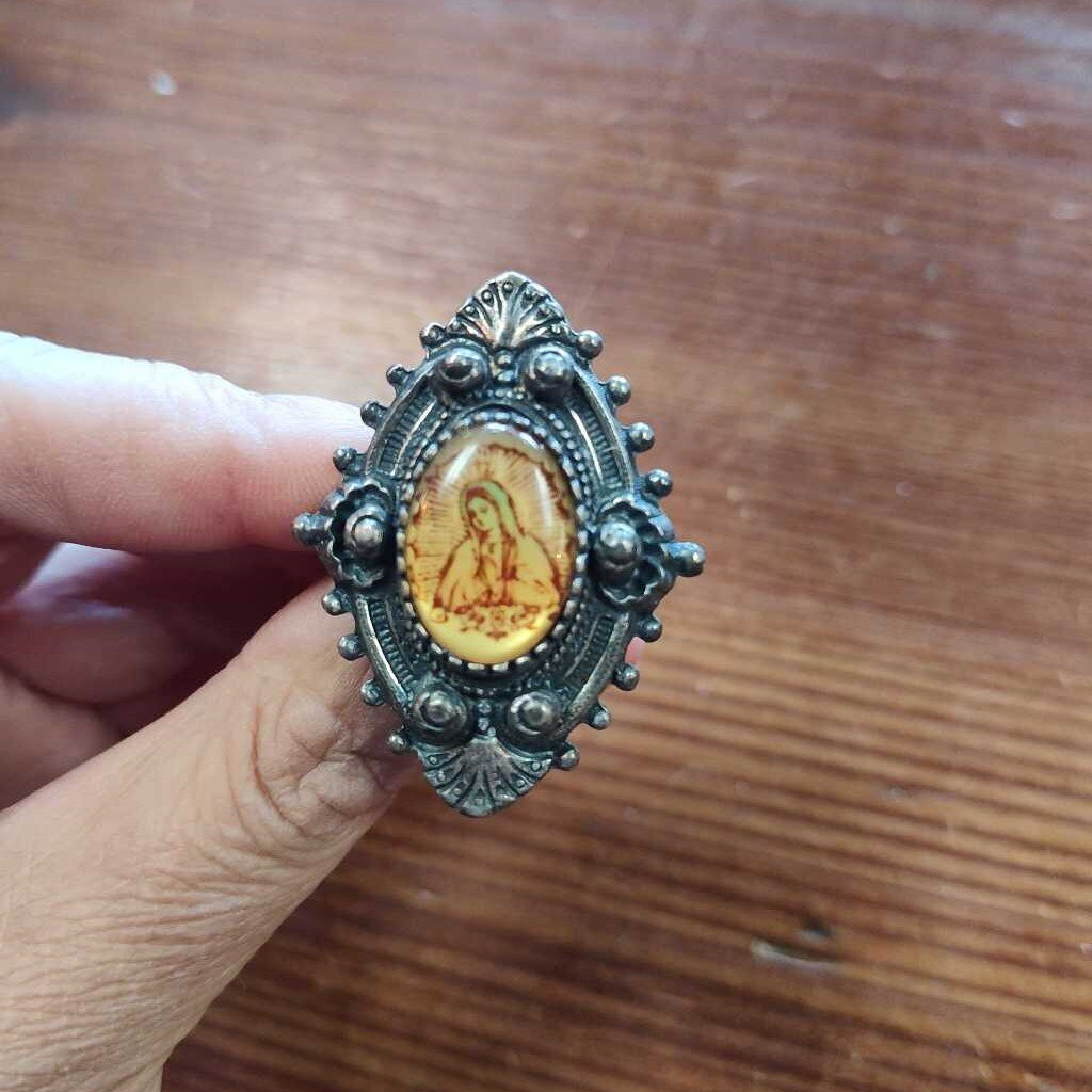 Ring