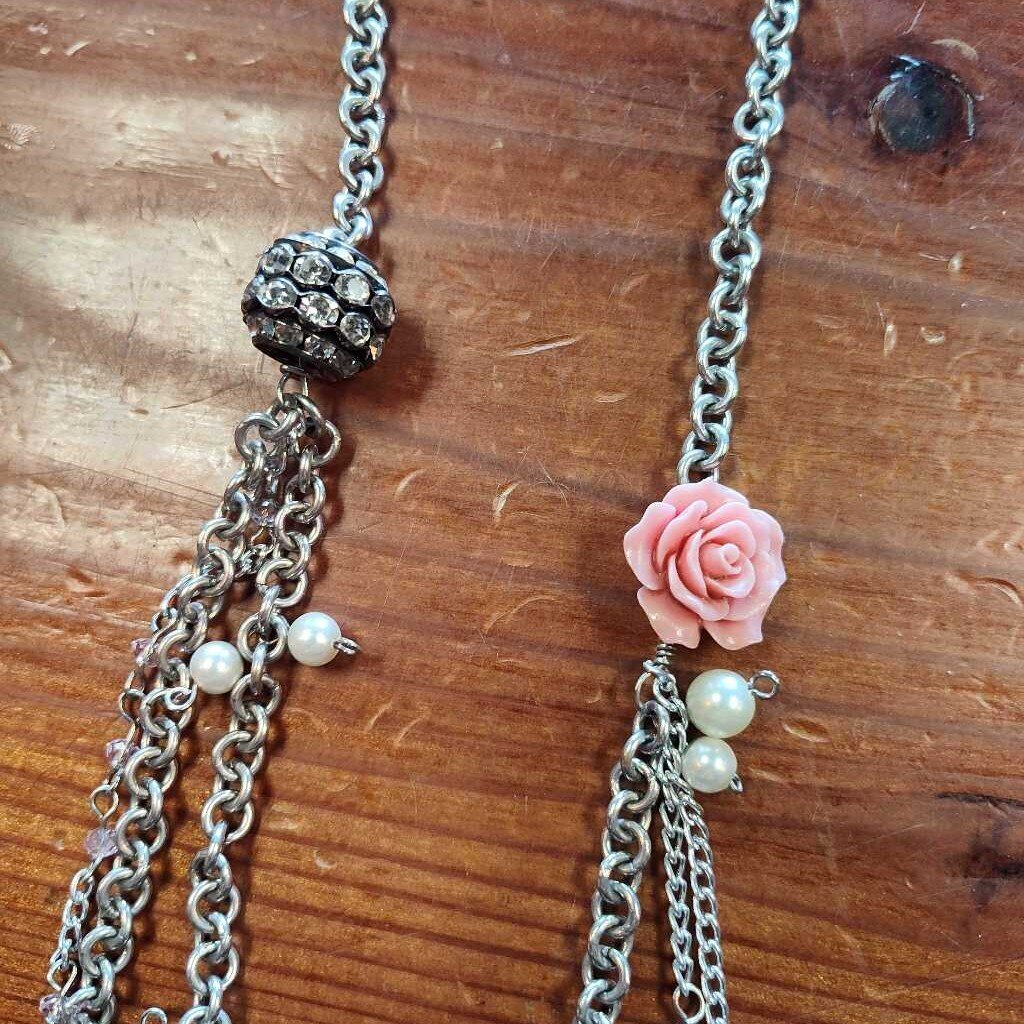 long necklace
