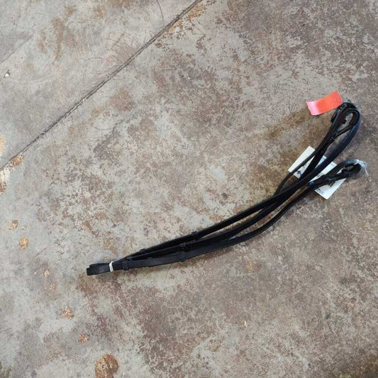 Flat leather with grip stops english reins