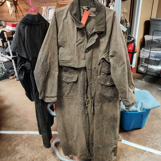 Waterproof oilslick/ duster