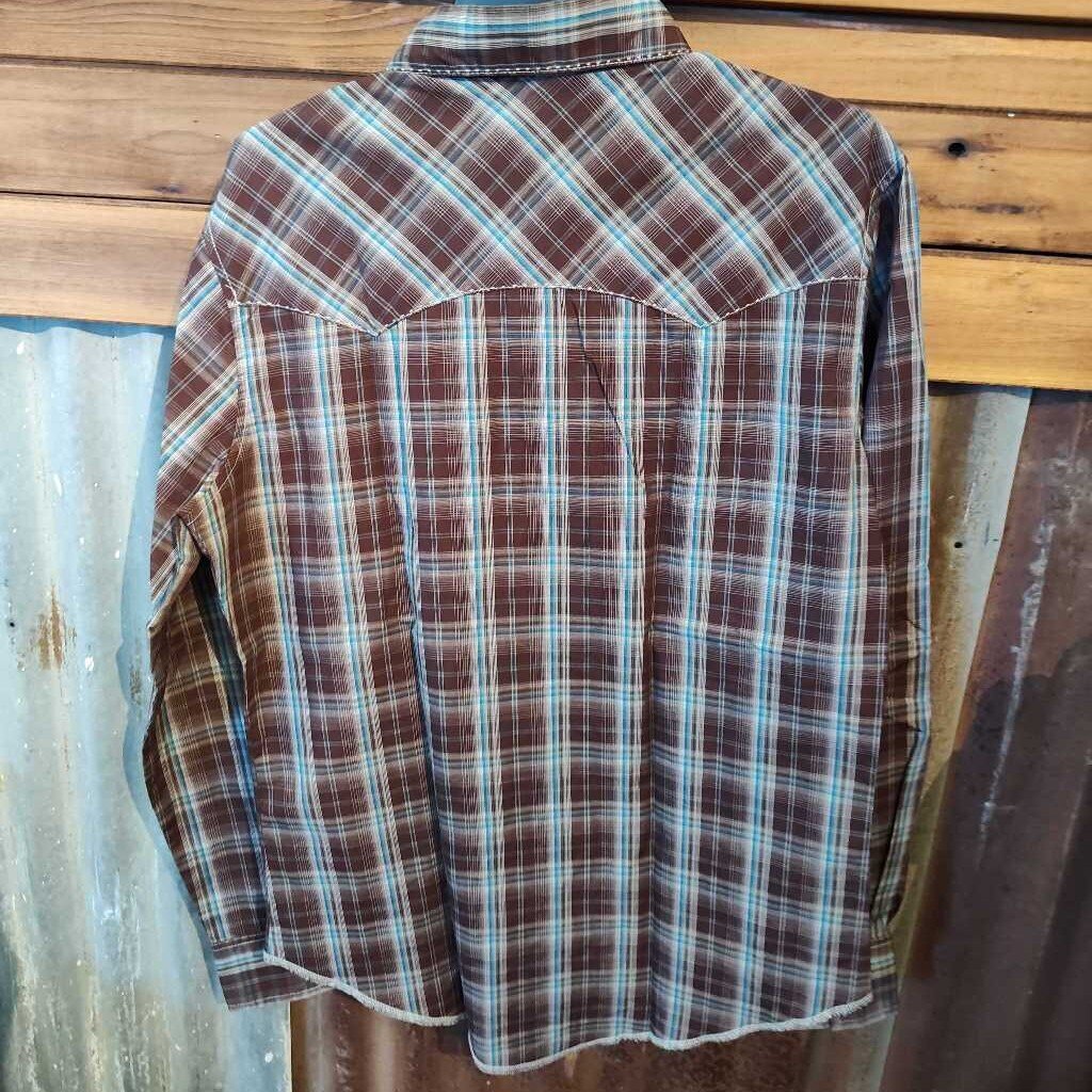 Long sleeve snaps