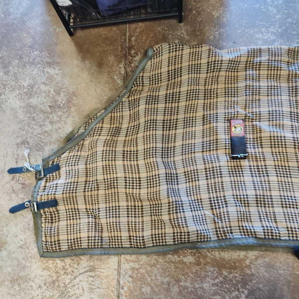 Baker fly sheet- 2 mended areas missing belly strap