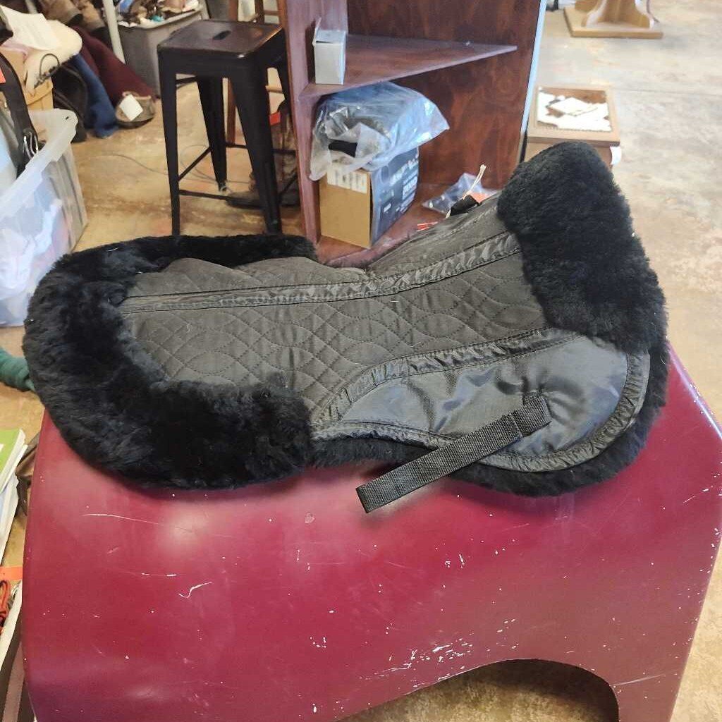 Real wool half pad- new