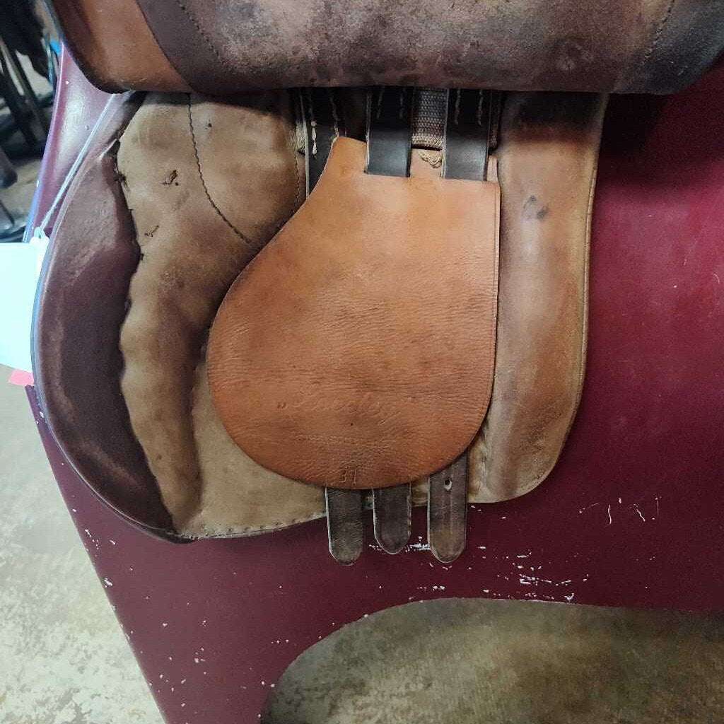 Older starter saddle