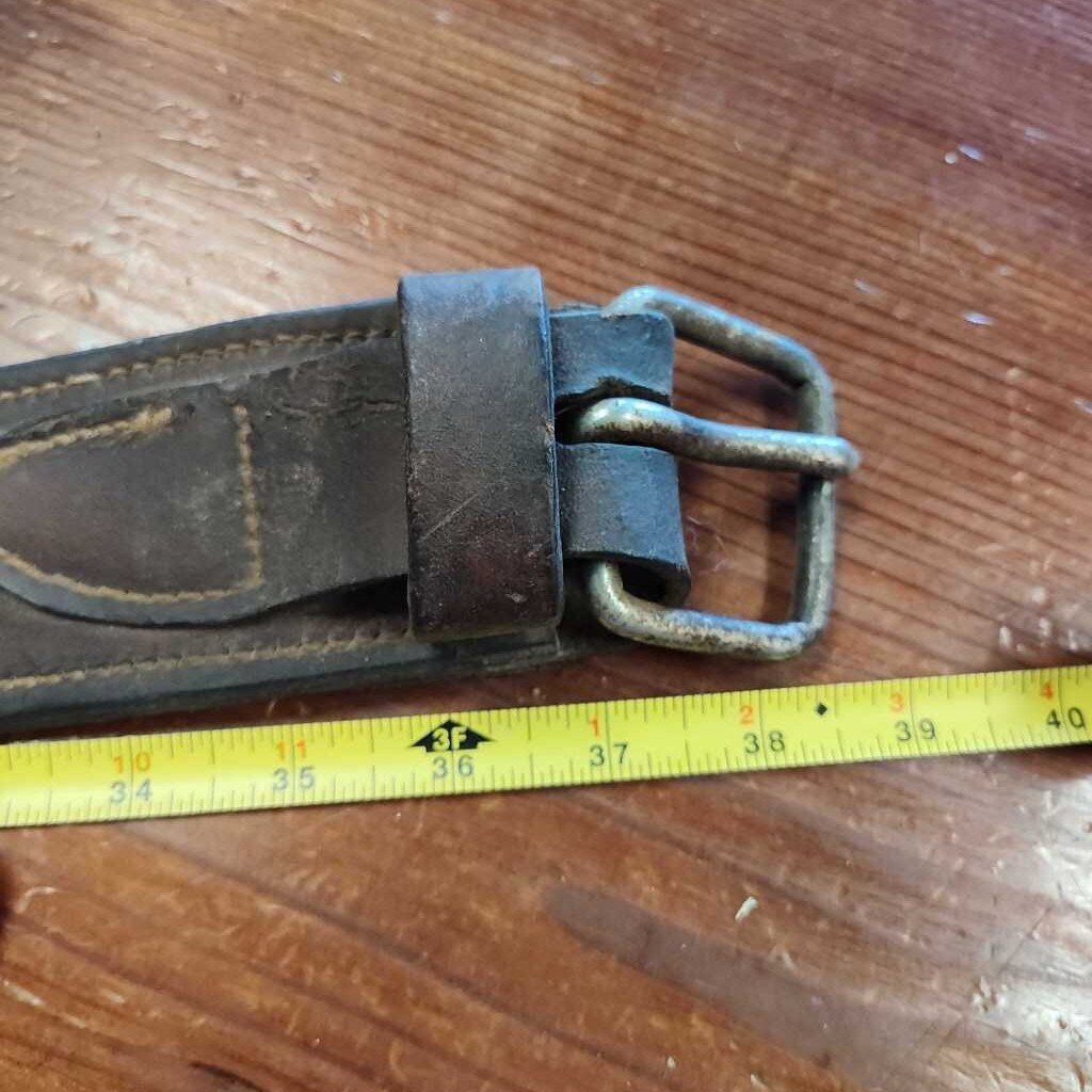 Leather back cinch