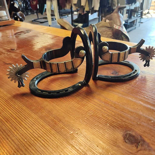 Spur book ends