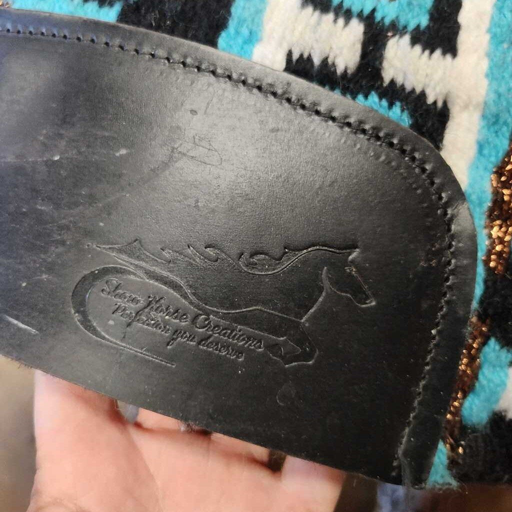 Show vest and pad cover set