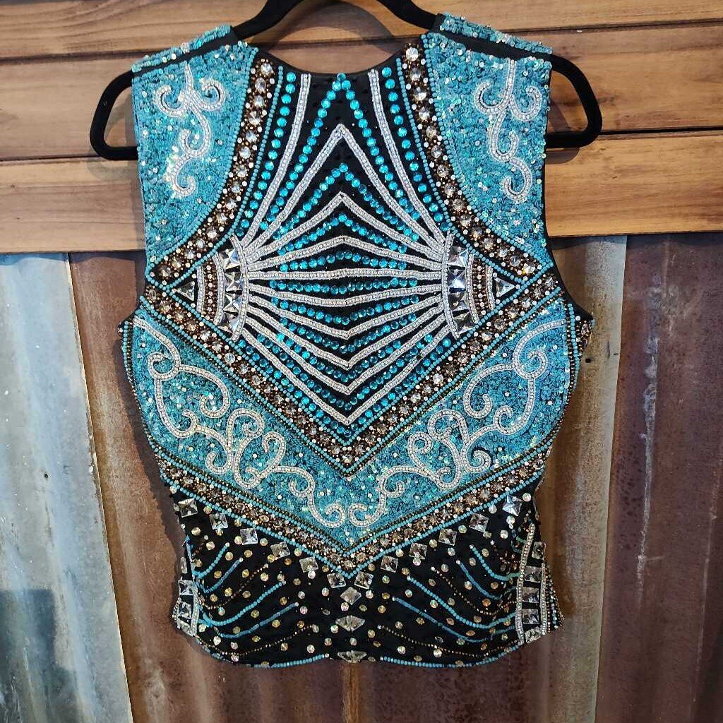 Show vest and pad cover set