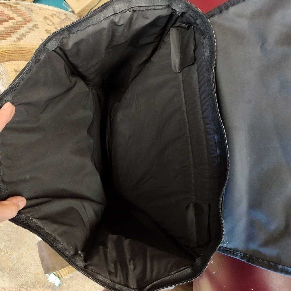 Large- padded- insulated