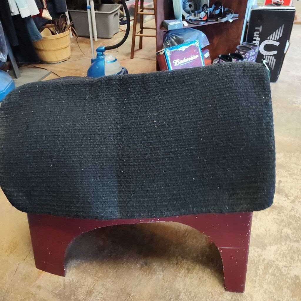 Woven pad cover