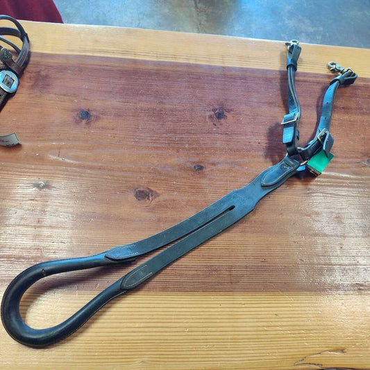 Crupper with attachments