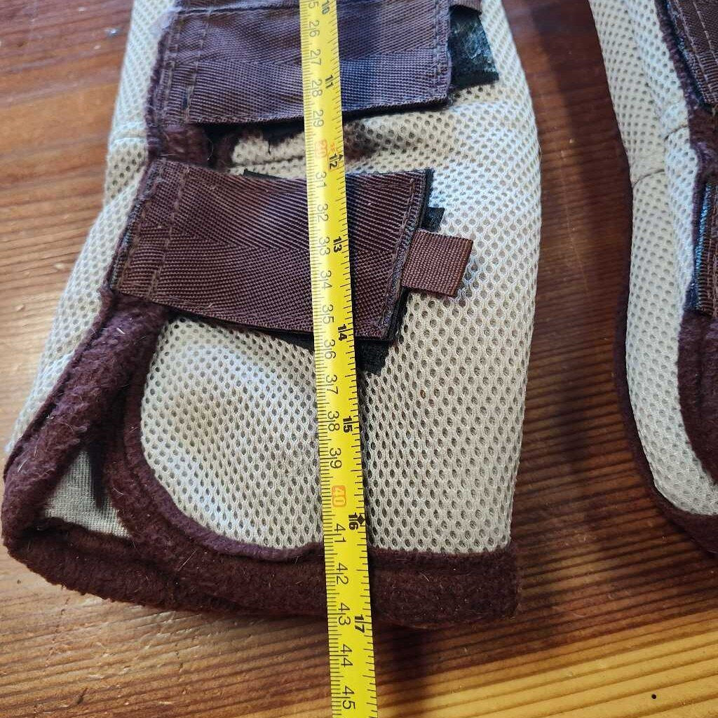 Fly boots