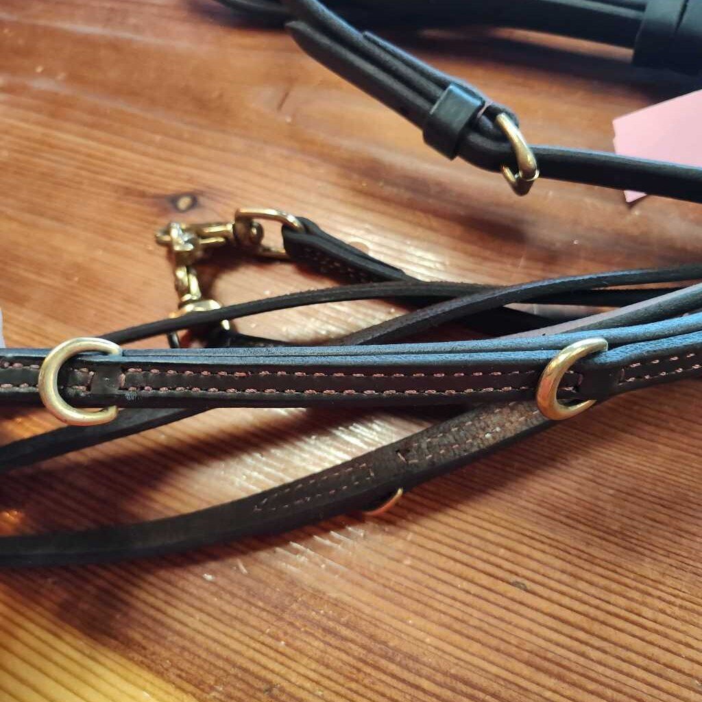 Like new- Split reins german martingale