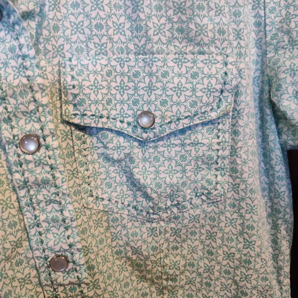 Button Down- ladies