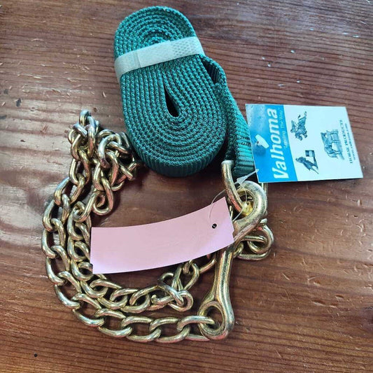 Nylon lead with stud chain