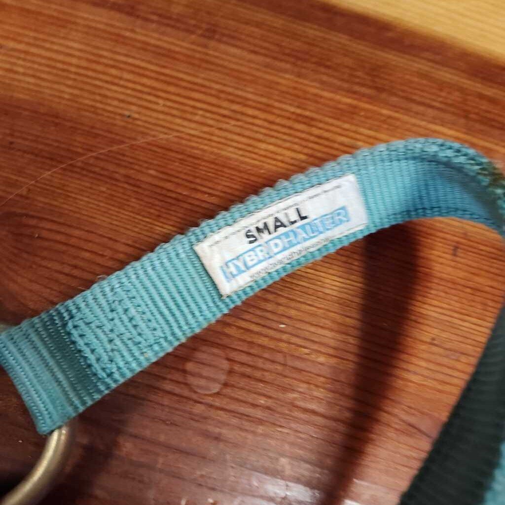 rope halter and nylon