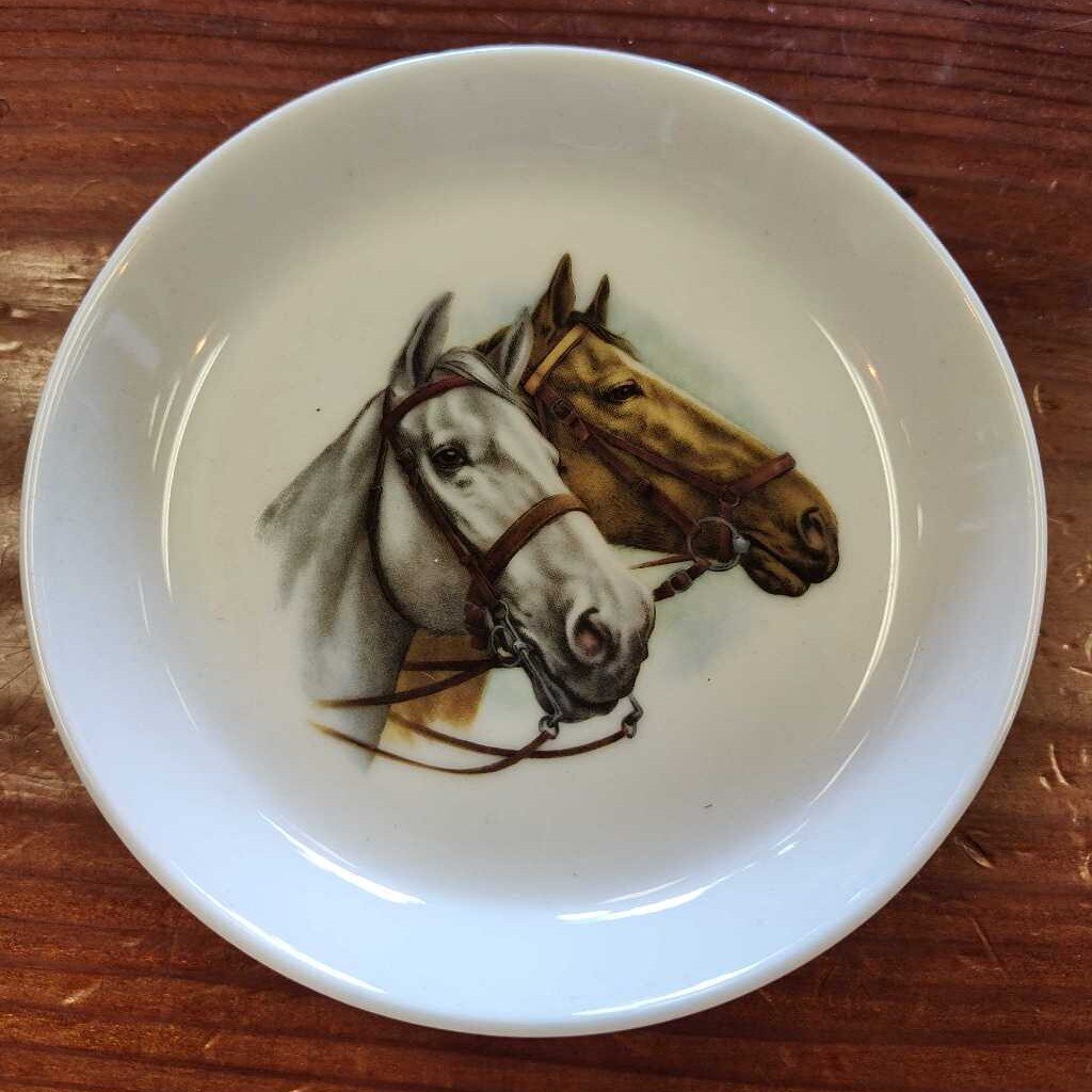 Small jewelry dishes