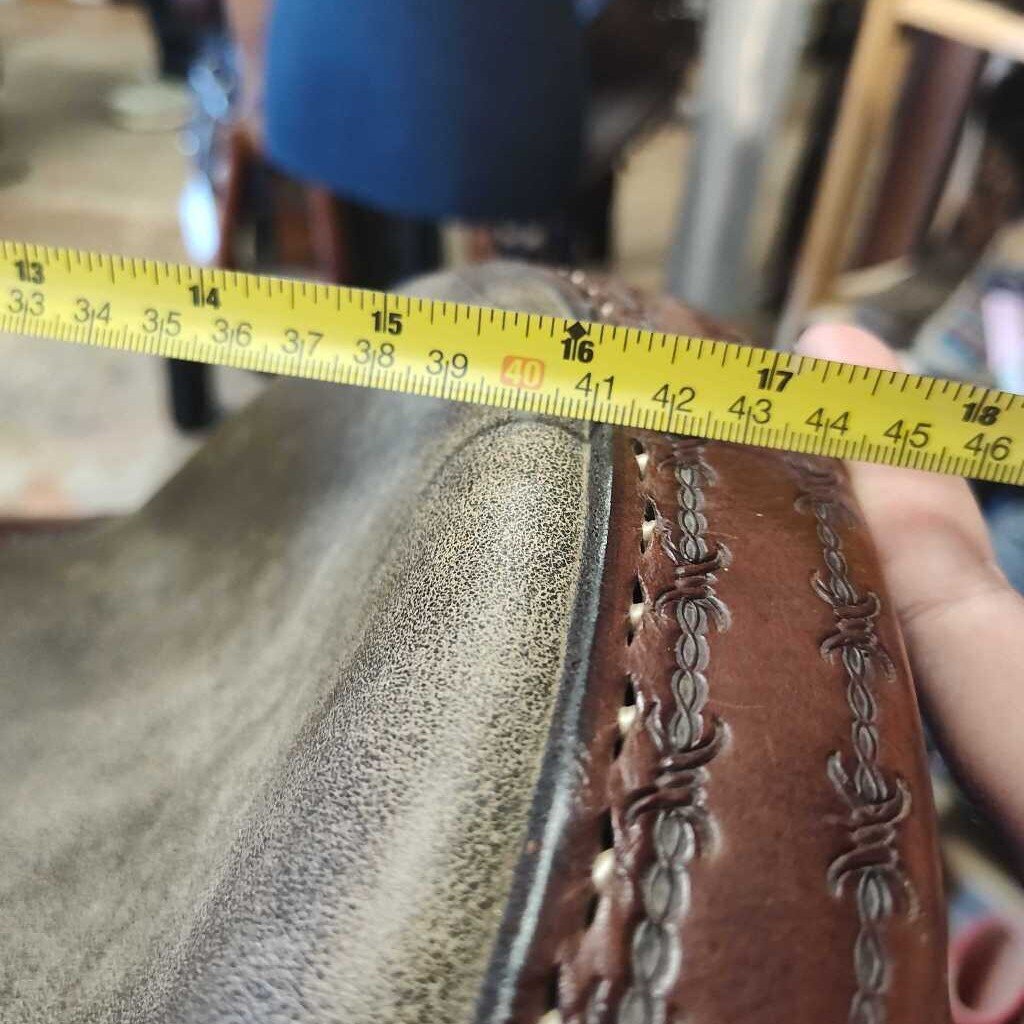 Clinton Anderson- Aussie saddle
