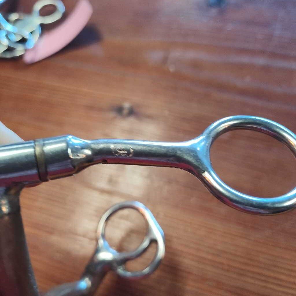Short shank comfort mouth