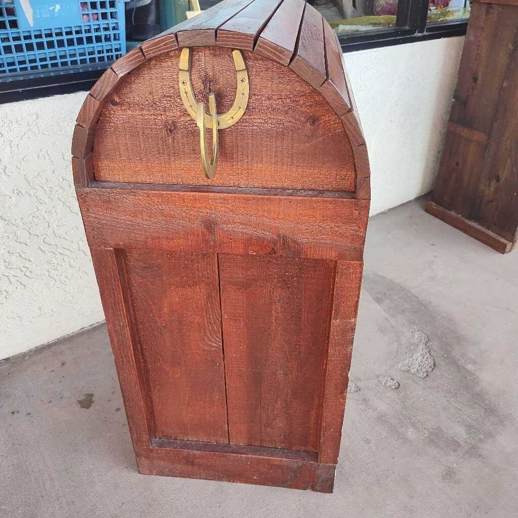 Hand made saddle rack