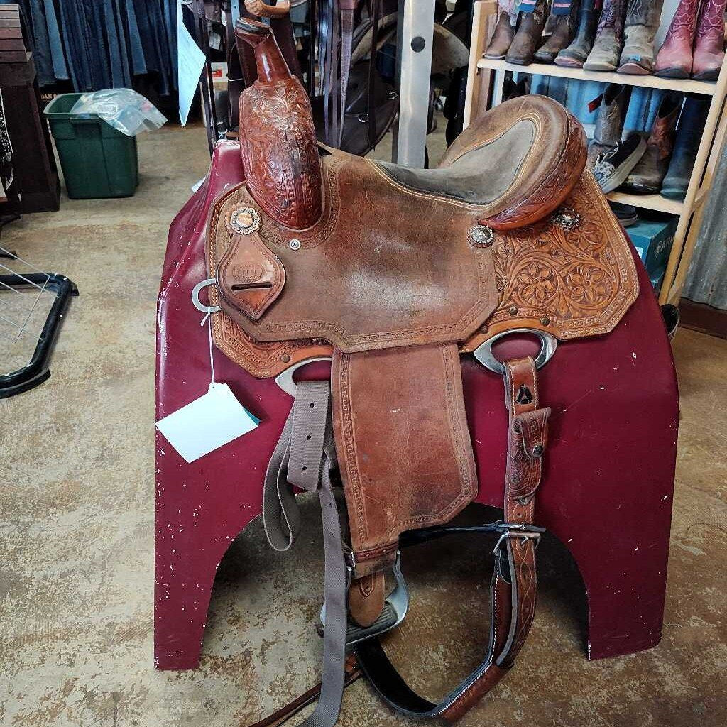 Barrel saddle