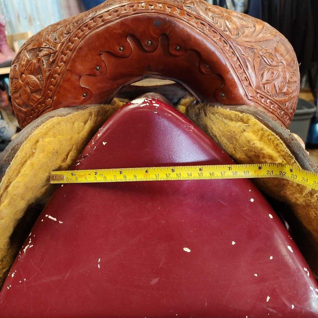 Barrel saddle
