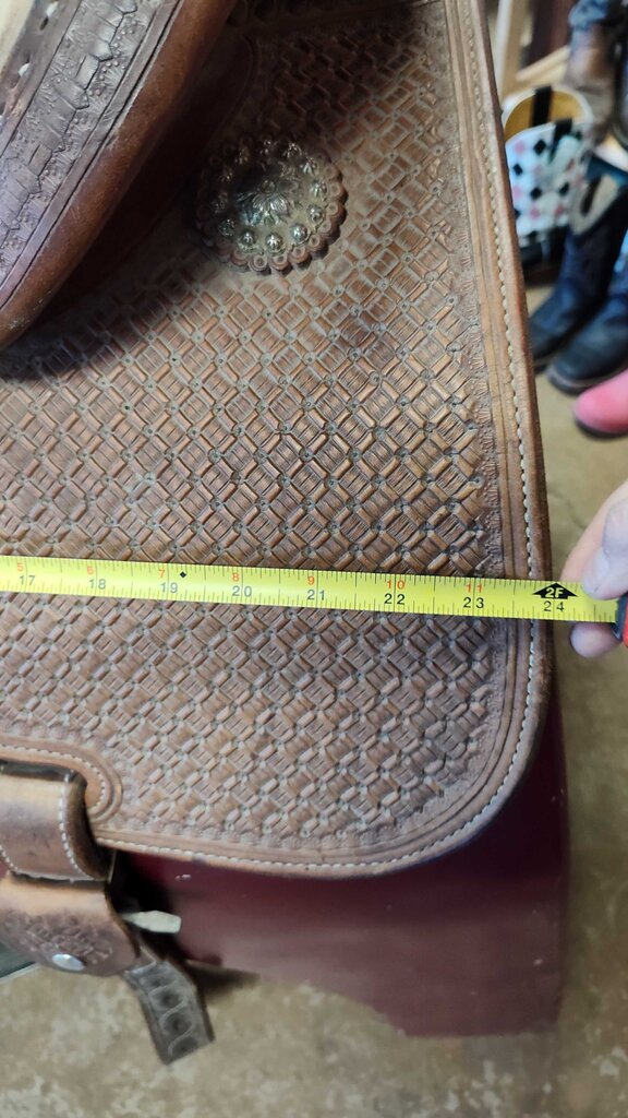 Barrel saddle- crown C