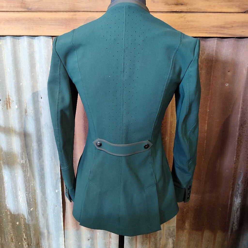 Hunt coat- like new!! Aerotech