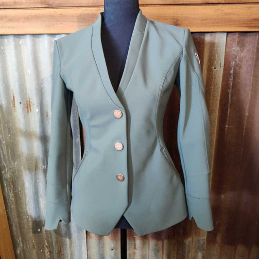 Hunt coat- like new!! Aerotech