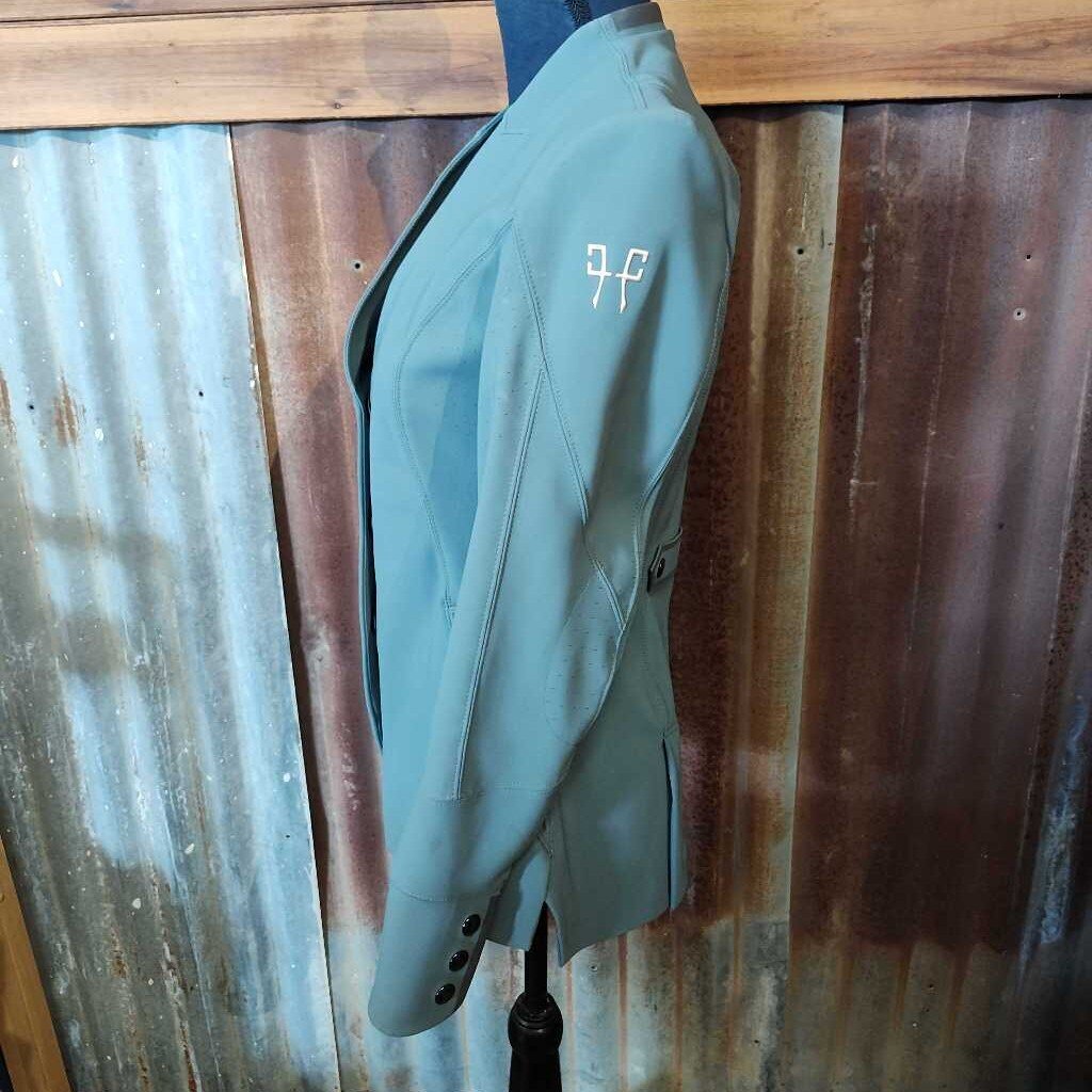 Hunt coat- like new!! Aerotech