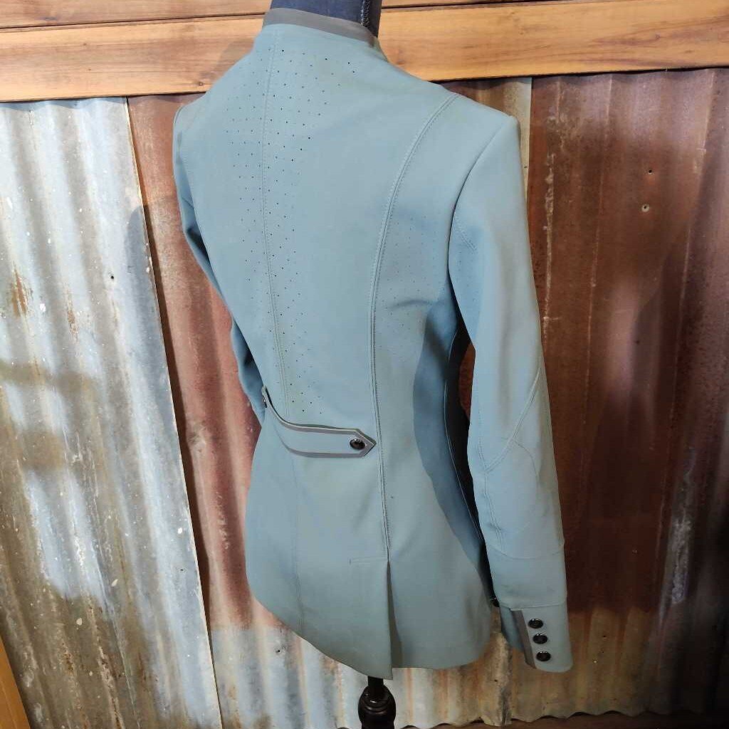 Hunt coat- like new!! Aerotech