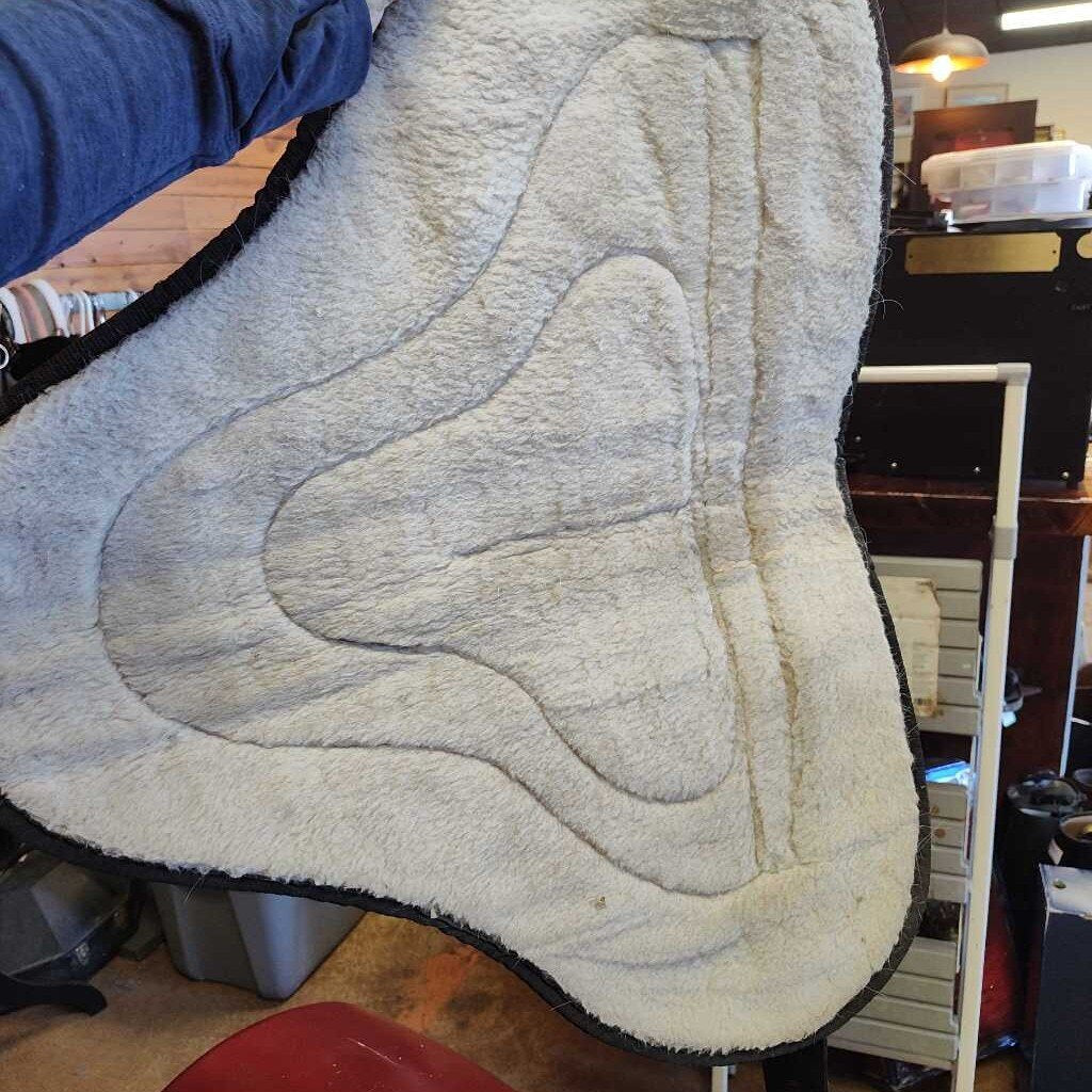 Bareback pad with girth