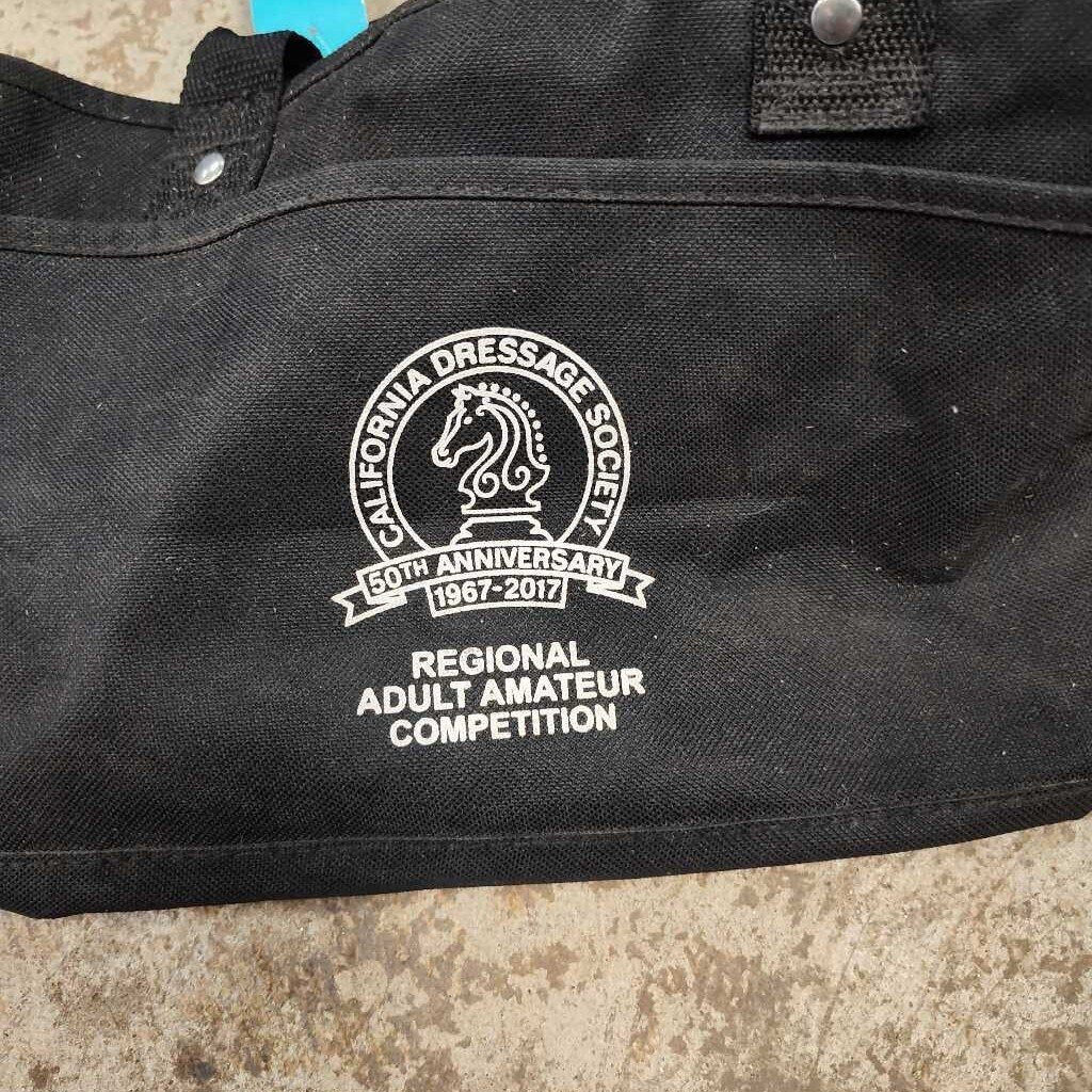 Award grooming bag