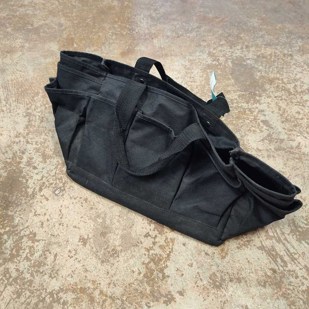 Award grooming bag