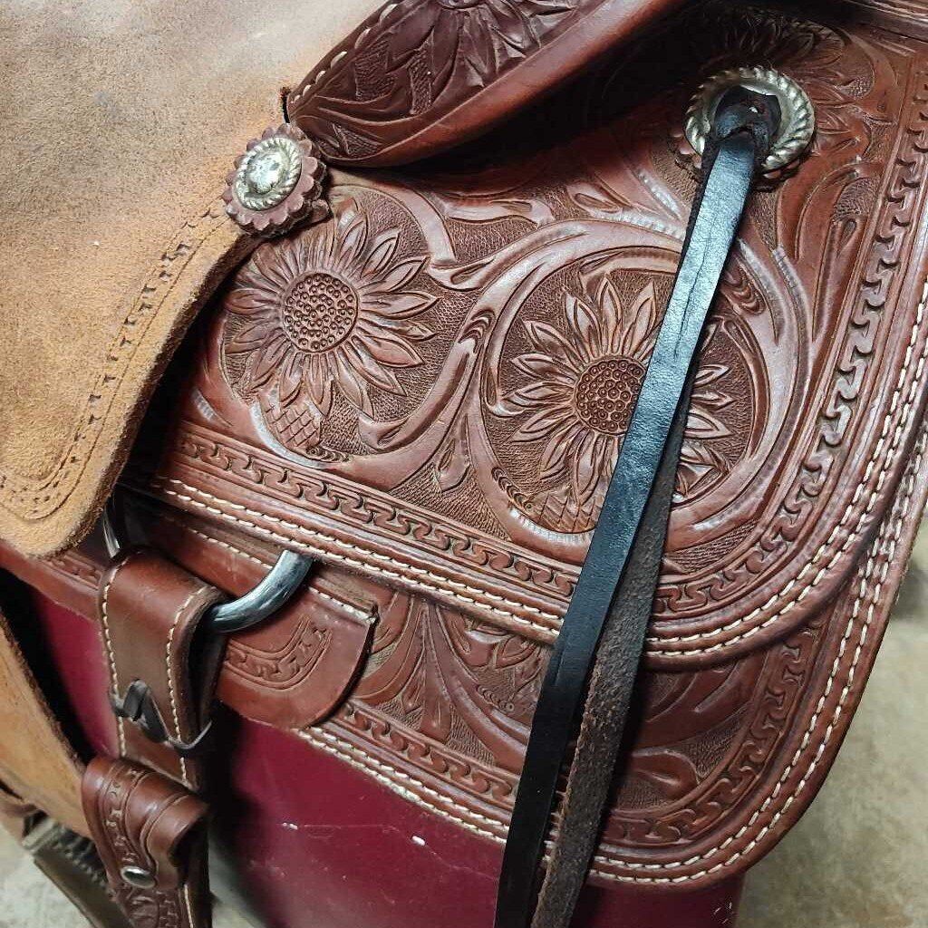 Roping saddle- set