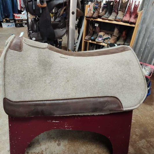 1.75in think felt with fleece