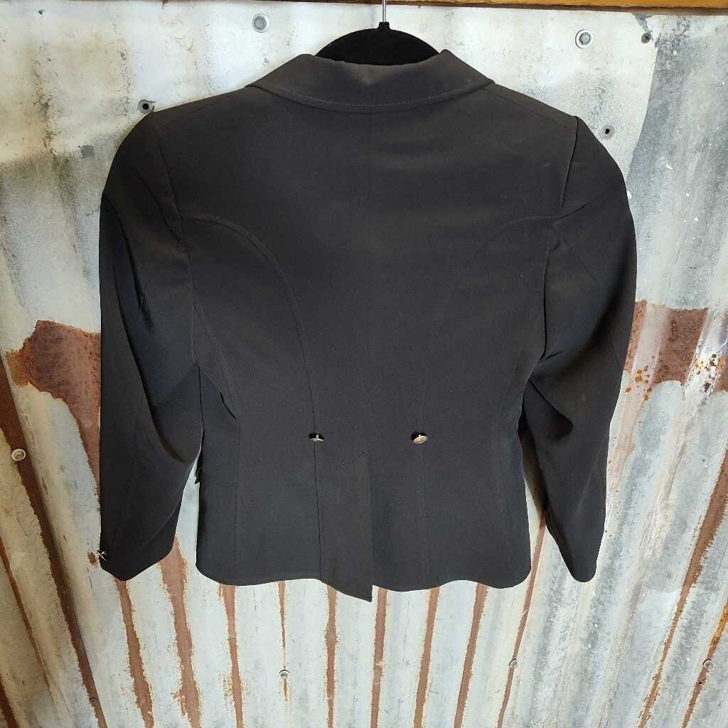 3 button jacket- buttons on the back