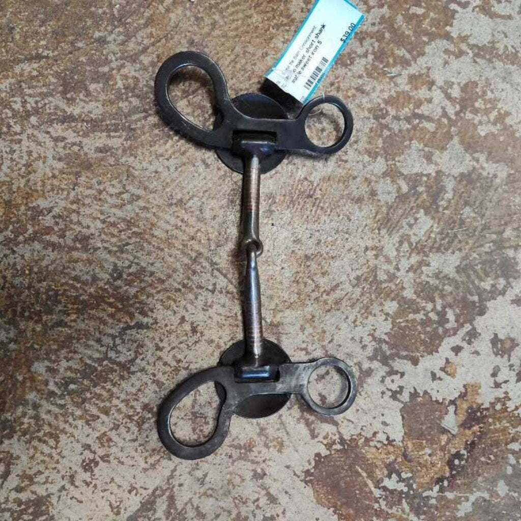 short shank snaffle