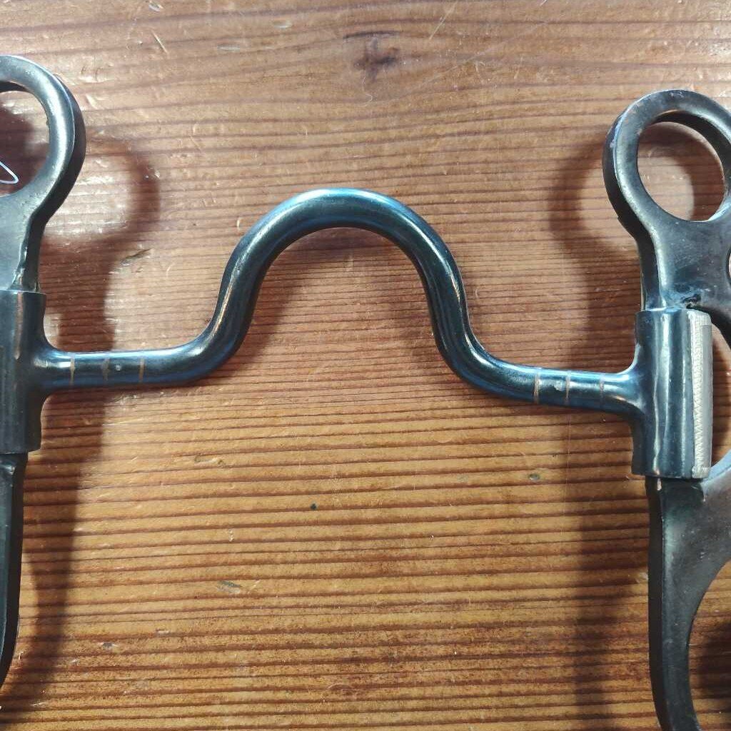 short shank med port