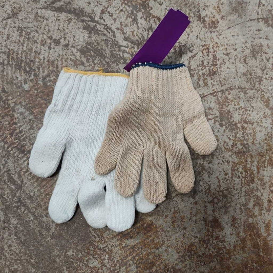 (2) cotton gloves